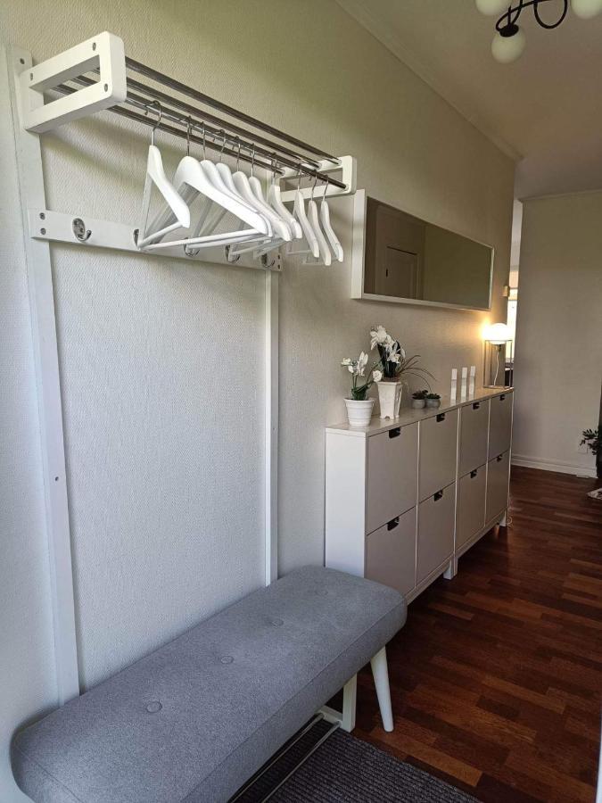 Havsnaera Nyrenoverat Centralt I Båstad Exteriör bild
