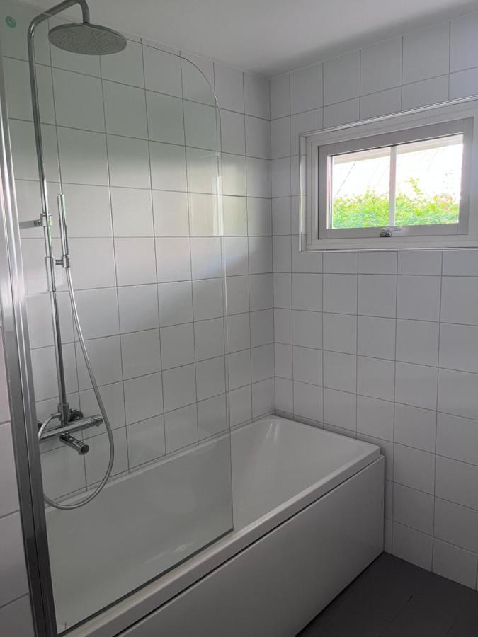 Havsnaera Nyrenoverat Centralt I Båstad Exteriör bild